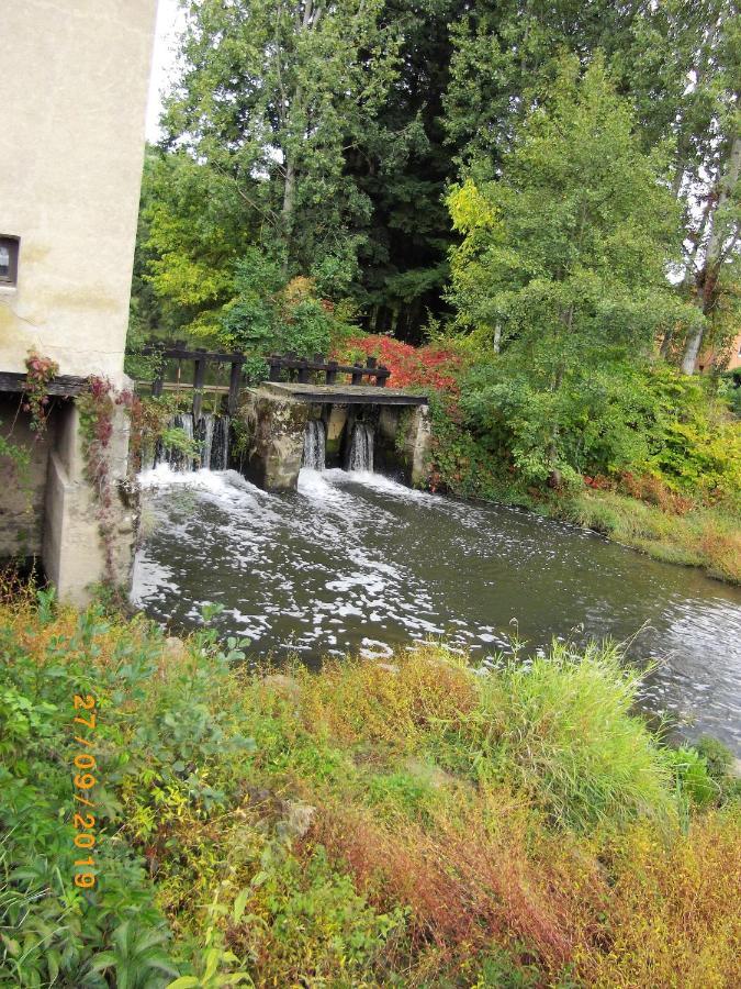 Bed and Breakfast Dependance Du Moulin Galuzot Saint-Vallier  Exterior foto